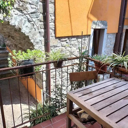Giostro 3 Apartment *